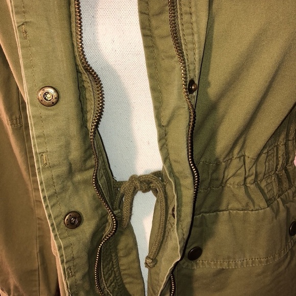 Love Tree Army Green Basic Go To Jacket Size Small - Picture 10 of 13